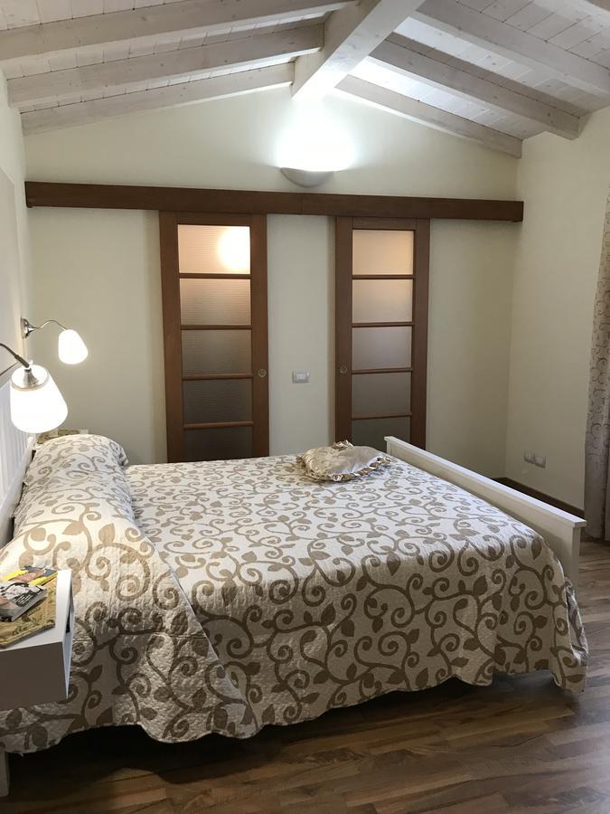 La Camelia Villa Massa e Cozzile ภายนอก รูปภาพ
